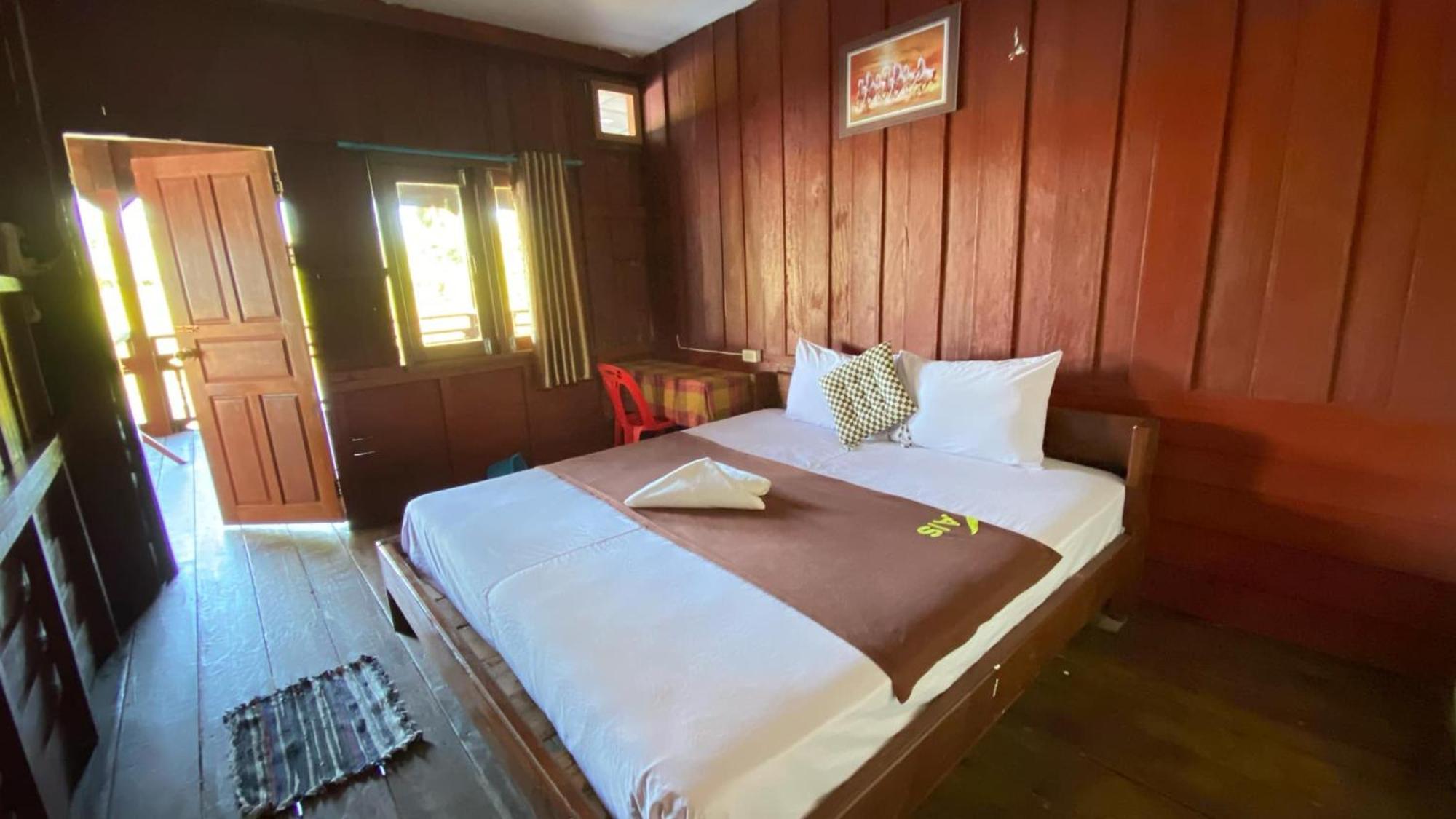 Souksanh River Bungalow Muang Không Eksteriør bilde